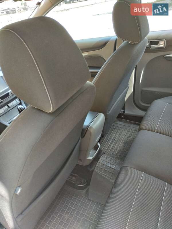 Хэтчбек Ford Focus 2008 в Тульчине