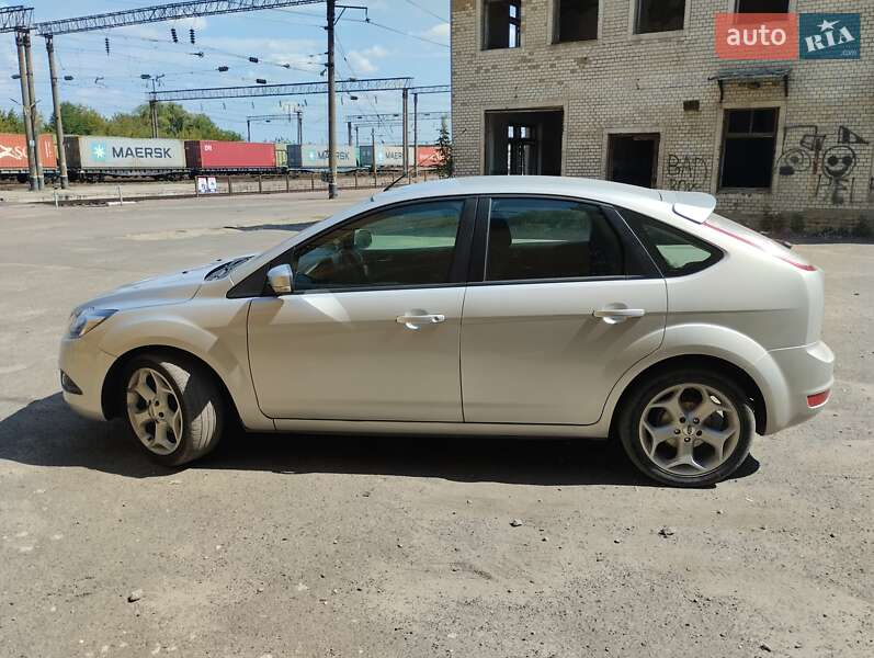 Хэтчбек Ford Focus 2008 в Тульчине