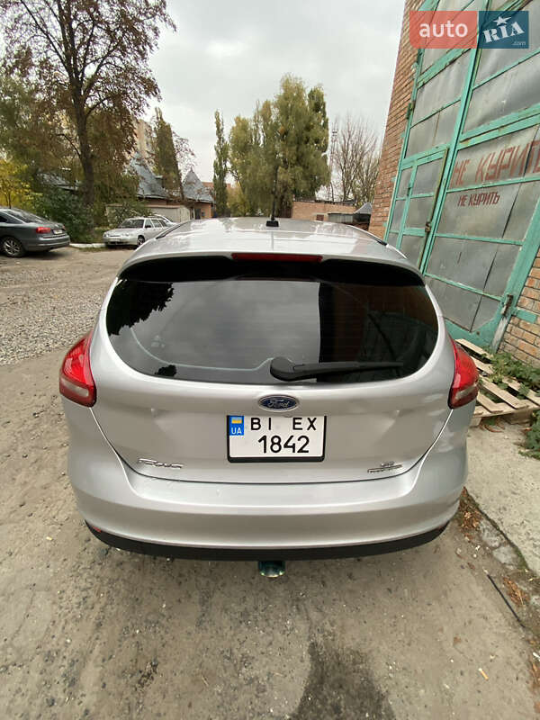 Хэтчбек Ford Focus 2015 в Полтаве фото 4 Хэтчбек Ford Focus 2015 в Полтаве