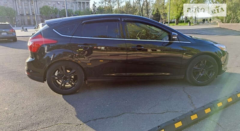 Хэтчбек Ford Focus 2013 в Николаеве фото 5 Хэтчбек Ford Focus 2013 в Николаеве