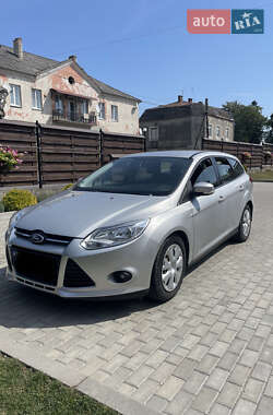 Универсал Ford Focus 2011 в 
