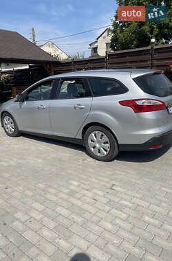 Универсал Ford Focus 2011 в 