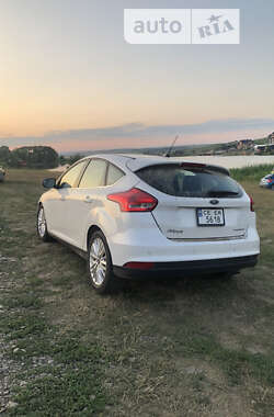 Хэтчбек Ford Focus 2017 в 