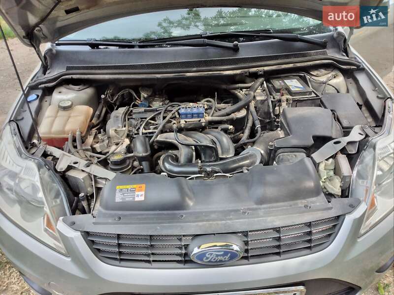 Хетчбек Ford Focus 2008 в Кропивницькому