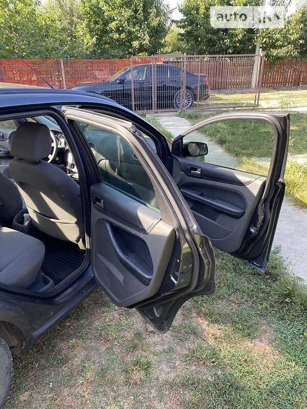 Универсал Ford Focus 2006 в Черновцах