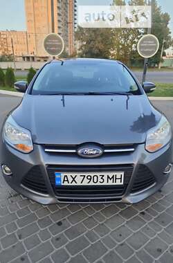 Хэтчбек Ford Focus 2014 в Харькове