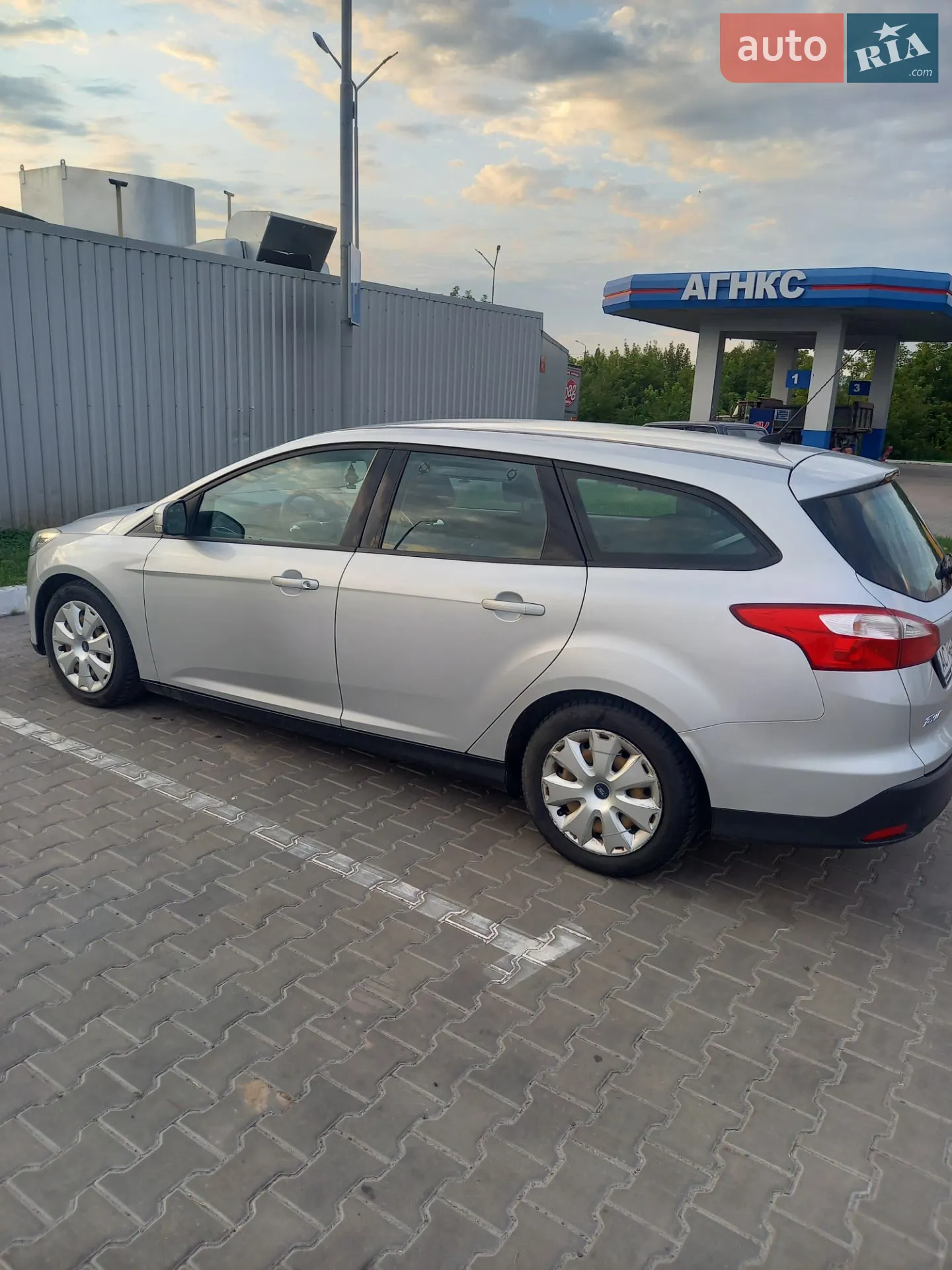 2011 Ford Focus - мініатюра 11