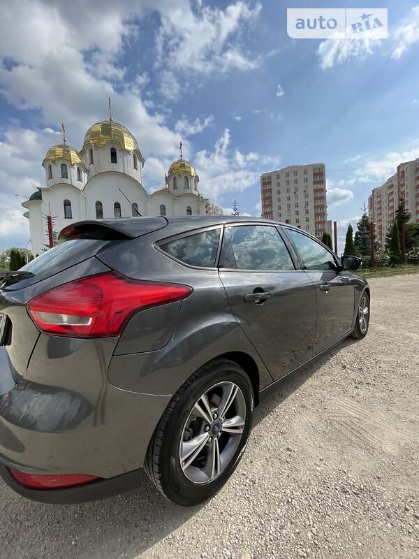 Хэтчбек Ford Focus 2016 в Тернополе