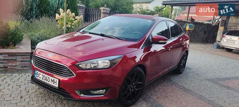 Седан Ford Focus 2015 в Львові