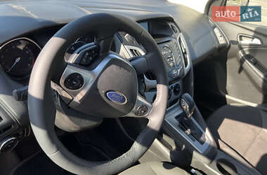 Седан Ford Focus 2013 в 