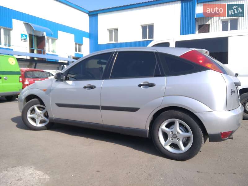 Хетчбек Ford Focus 1999 в Рівному