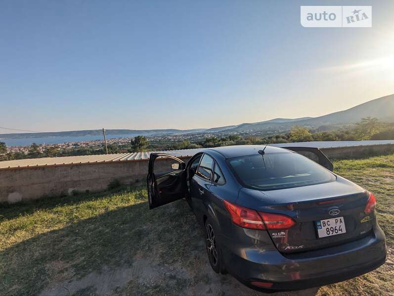 Седан Ford Focus 2018 в Львове