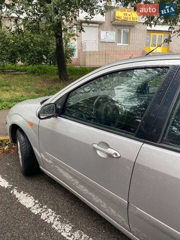 Седан Ford Focus 2002 в Днепре