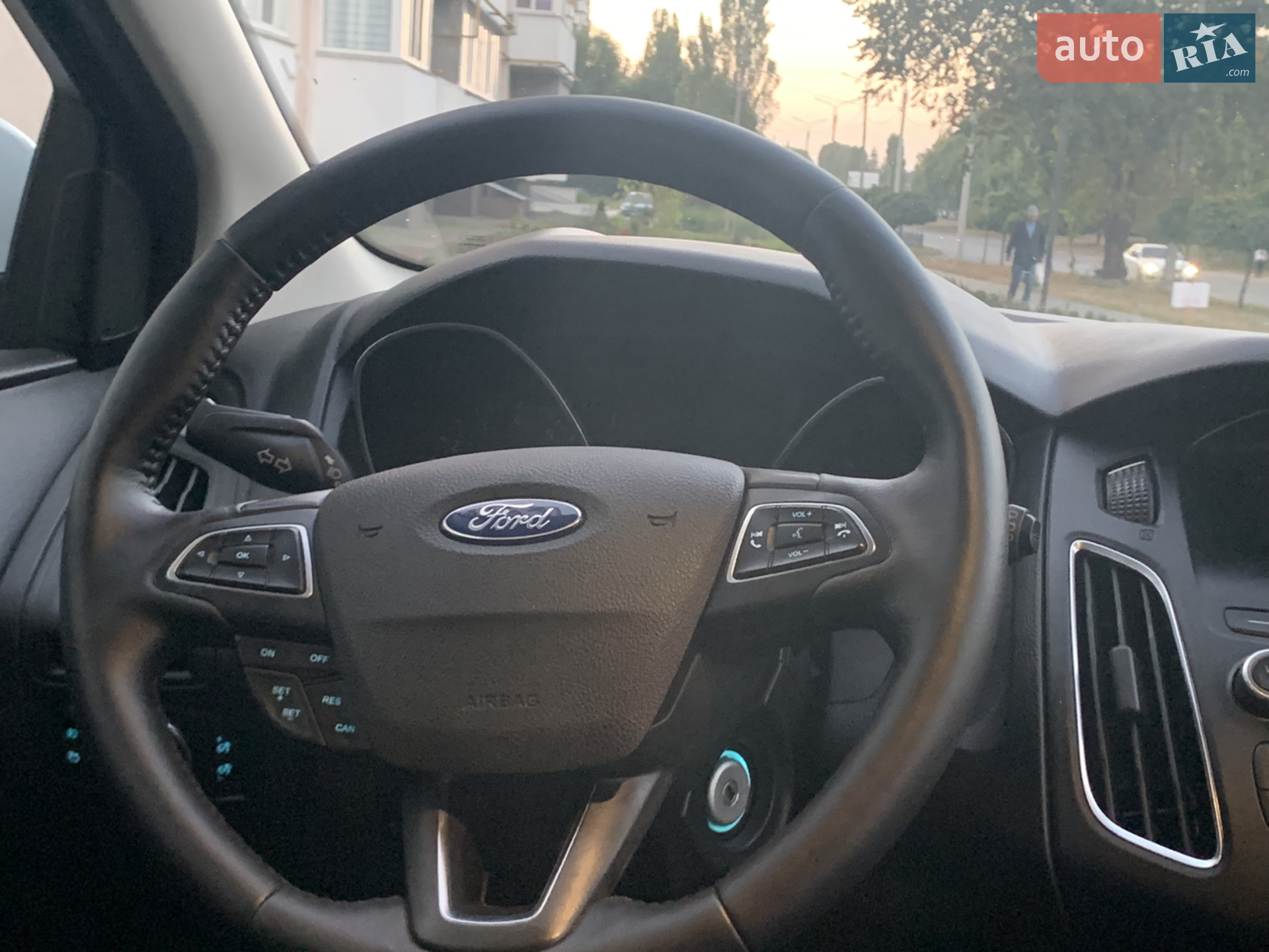 2016 Ford Focus - мініатюра 15