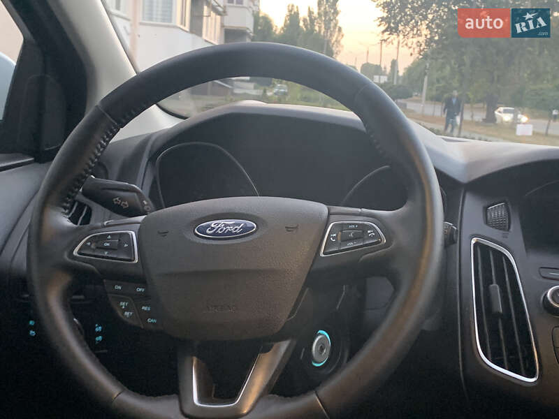 Хэтчбек Ford Focus 2016 в Черкассах фото 15 Хэтчбек Ford Focus 2016 в Черкассах
