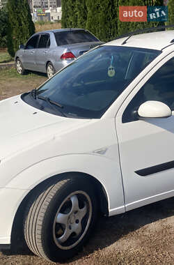 Универсал Ford Focus 2000 в Броварах