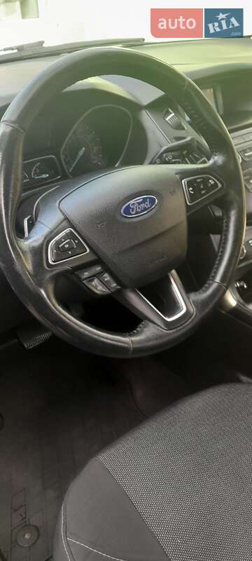 Седан Ford Focus 2015 в Житомирі