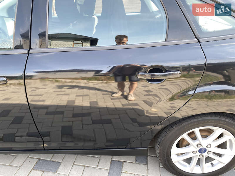 Седан Ford Focus 2015 в Ровно