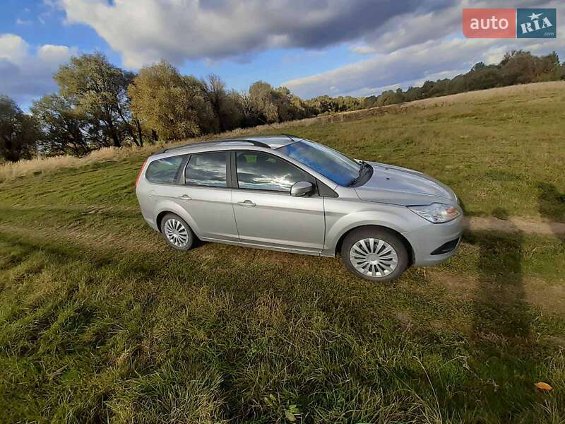 Ford Focus 2010