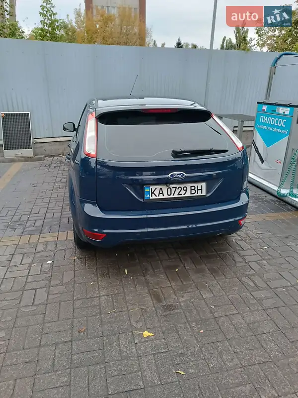 Хэтчбек Ford Focus 2008 в 