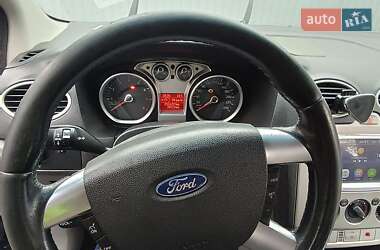 Хэтчбек Ford Focus 2008 в Киеве