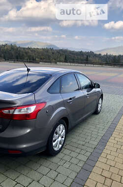 Седан Ford Focus 2013 в Жидачове