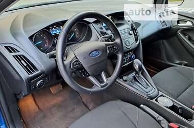 Хэтчбек Ford Focus 2018 в 