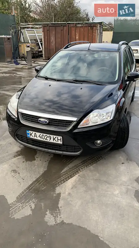 Универсал Ford Focus 2010 в 