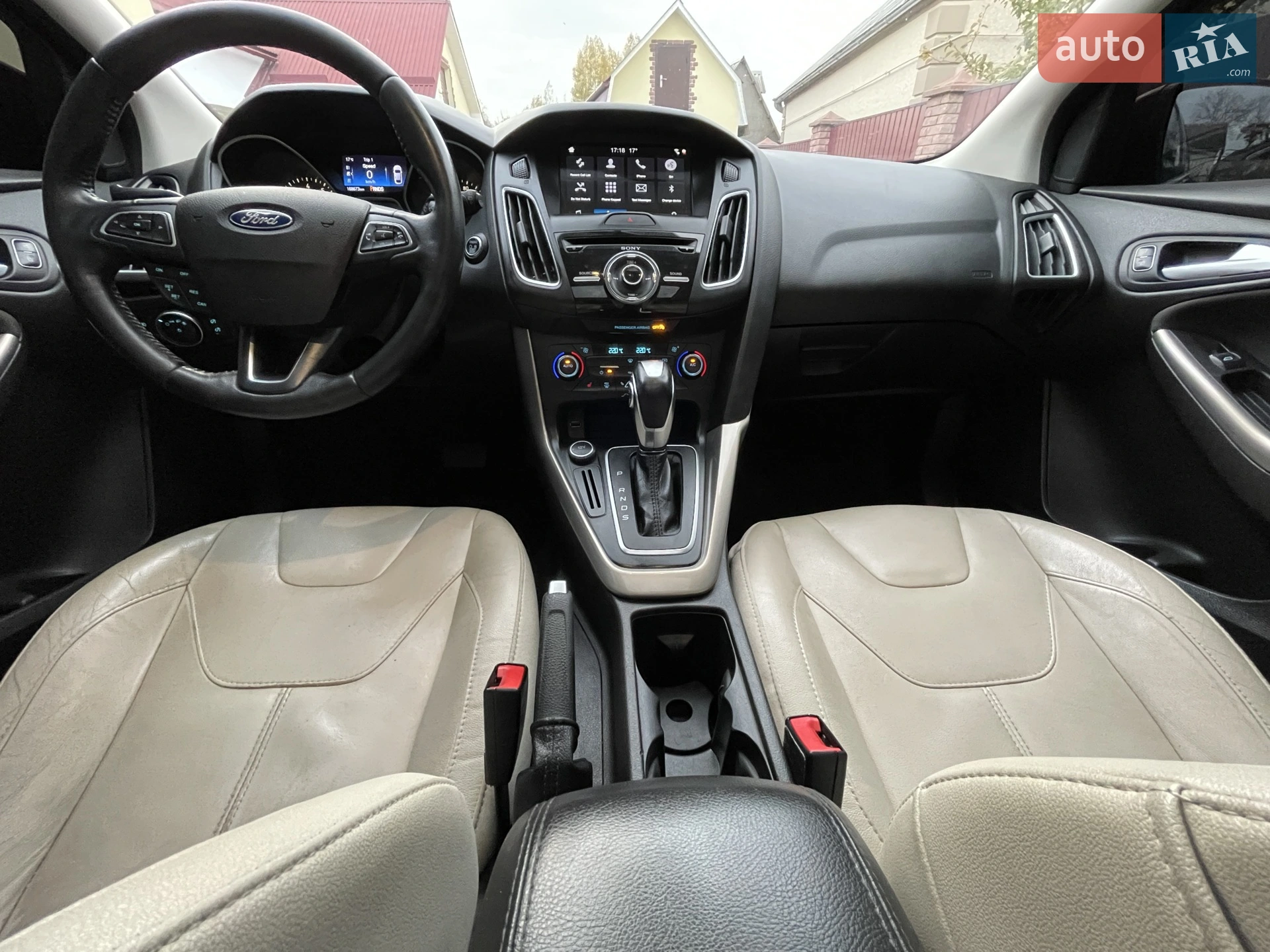 2016 Ford Focus - мініатюра 9
