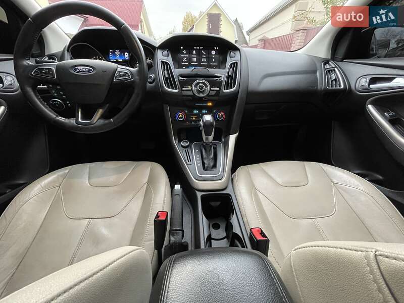 Хетчбек Ford Focus 2016 в Тернополі