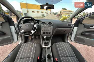Хэтчбек Ford Focus 2009 в 