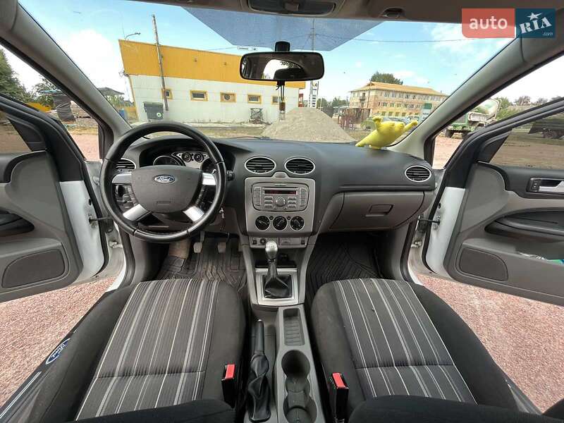 Хэтчбек Ford Focus 2009 в Овруче