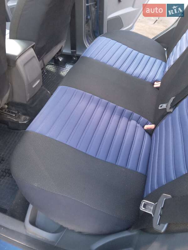 Хэтчбек Ford Focus 2006 в Тячеве фото 13 Хэтчбек Ford Focus 2006 в Тячеве