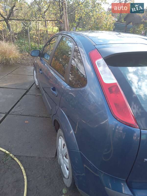 Хэтчбек Ford Focus 2006 в Тячеве фото 37 Хэтчбек Ford Focus 2006 в Тячеве