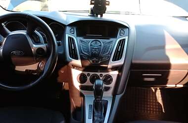 Седан Ford Focus 2013 в 