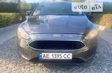 Хэтчбек Ford Focus 2017 в Днепре