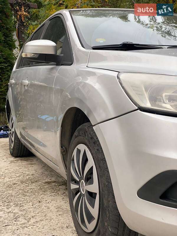 Универсал Ford Focus 2010 в Ивано-Франковске