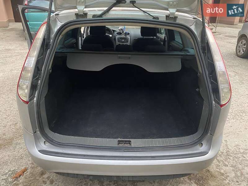 Универсал Ford Focus 2010 в Ивано-Франковске