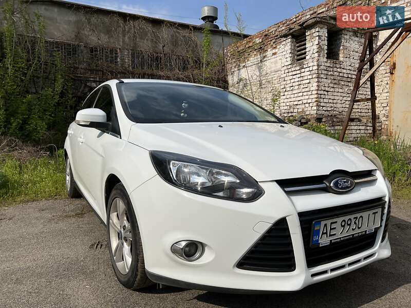 Хэтчбек Ford Focus 2012 в Днепре фото 11 Хэтчбек Ford Focus 2012 в Днепре