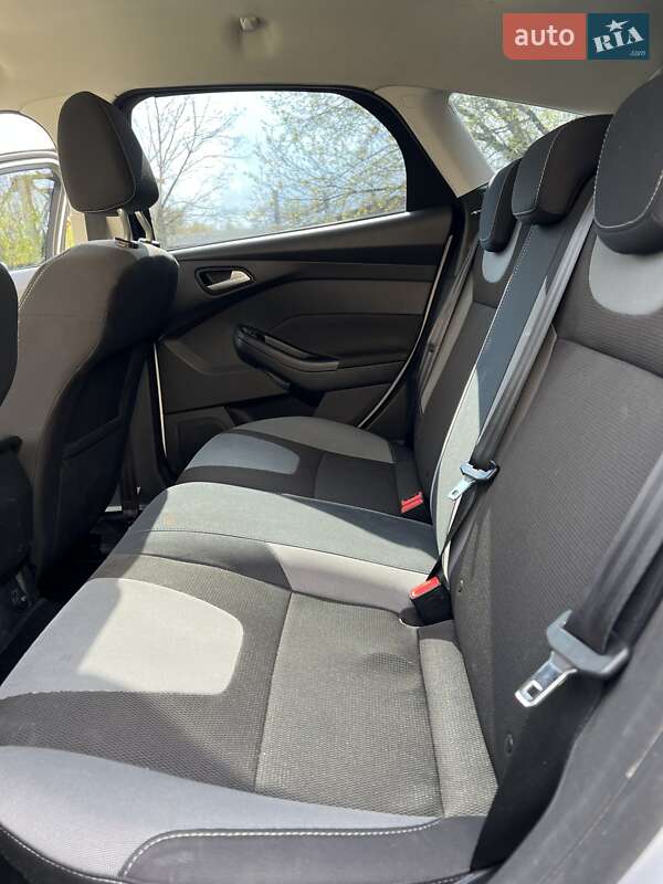 Хэтчбек Ford Focus 2012 в Днепре фото 13 Хэтчбек Ford Focus 2012 в Днепре