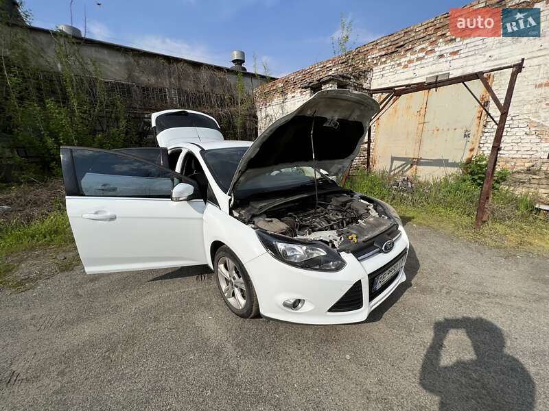 Хэтчбек Ford Focus 2012 в Днепре фото 15 Хэтчбек Ford Focus 2012 в Днепре