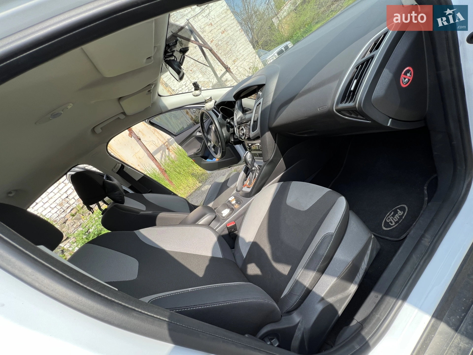 2012 Ford Focus - мініатюра 16