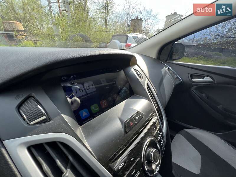 Хэтчбек Ford Focus 2012 в Днепре фото 19 Хэтчбек Ford Focus 2012 в Днепре
