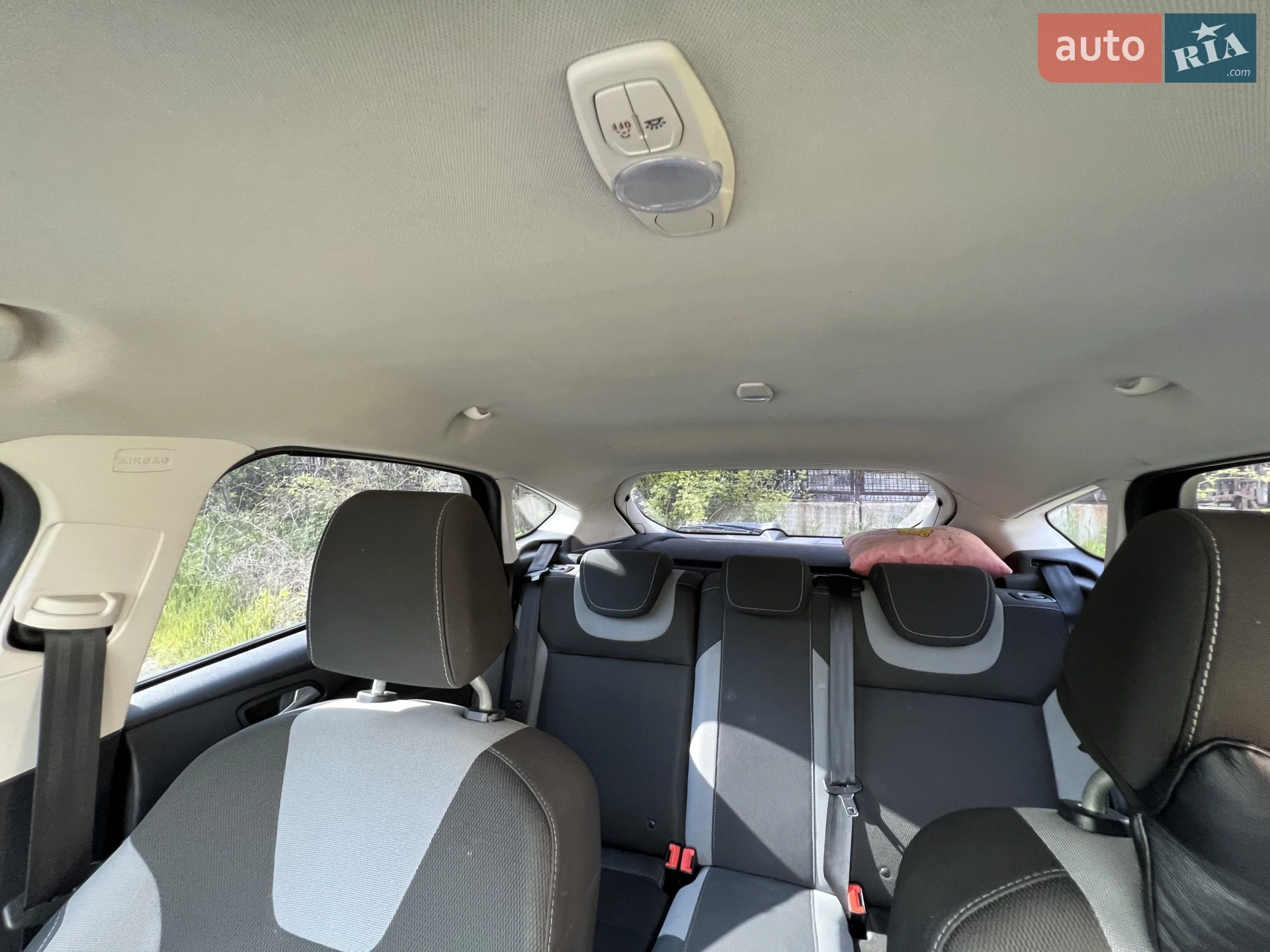 2012 Ford Focus - мініатюра 21