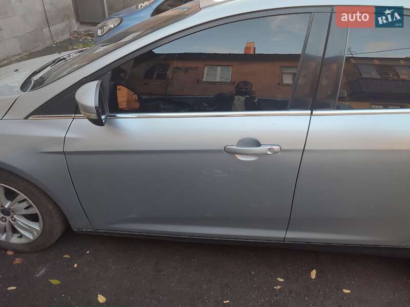 Седан Ford Focus 2012 в Кривом Роге