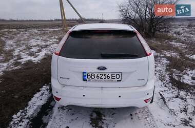 Хэтчбек Ford Focus 2011 в Ужгороде