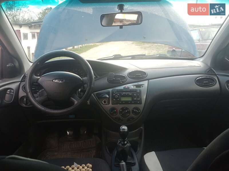 Универсал Ford Focus 2004 в Жовкве