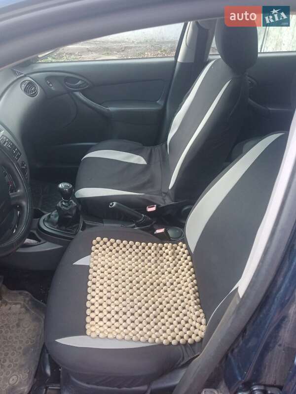 Универсал Ford Focus 2004 в Жовкве