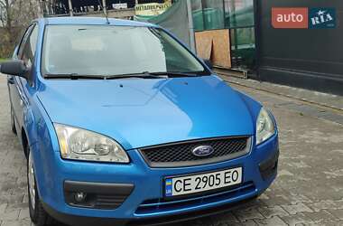 Хэтчбек Ford Focus 2005 в 