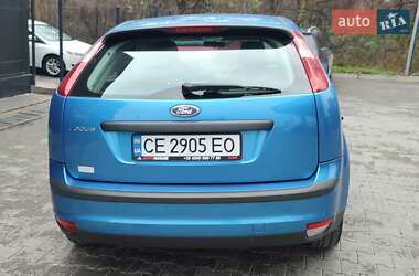 Хэтчбек Ford Focus 2005 в 
